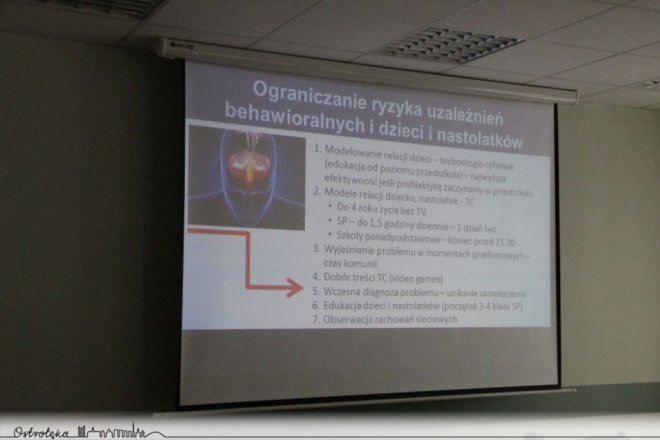 Ostrołęka: Rozmawiali o uzależnieniach od cybertechnologii [ZDJĘCIA] - zdjęcie #5 - eOstroleka.pl