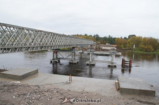 Ostrołęka: Budowa tymczasowego mostu bez opóźnień [ZDJĘCIA] - zdjęcie #41 - eOstroleka.pl