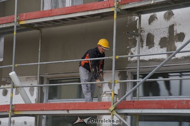 Budowa bloku na osiedlu OTBS wkroczyła w kolejny etap [ZDJĘCIA] - zdjęcie #9 - eOstroleka.pl
