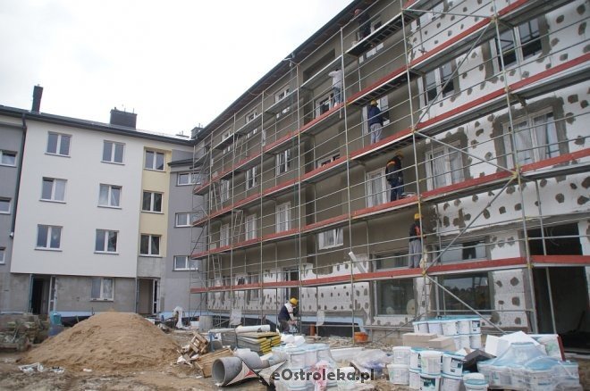 Budowa bloku na osiedlu OTBS wkroczyła w kolejny etap [ZDJĘCIA] - zdjęcie #12 - eOstroleka.pl
