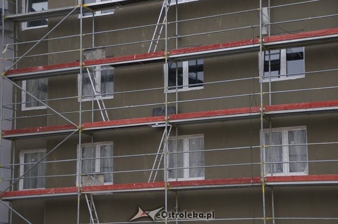 Budowa bloku na osiedlu OTBS wkroczyła w kolejny etap [ZDJĘCIA] - zdjęcie #21 - eOstroleka.pl