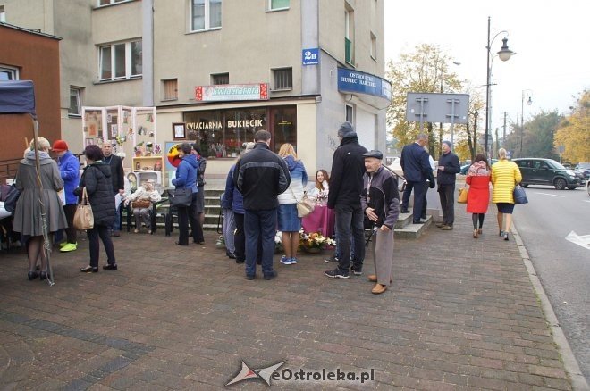 Ostrołęka: Miejskie obchody Międzynarodowego Dnia Walki z Ubóstwem [ZDJĘCIA] - zdjęcie #15 - eOstroleka.pl