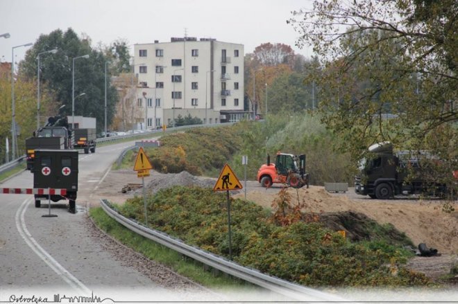 Ostrołęka: Obie nitki tymczasowego mostu już gotowe [ZDJĘCIA] - zdjęcie #10 - eOstroleka.pl