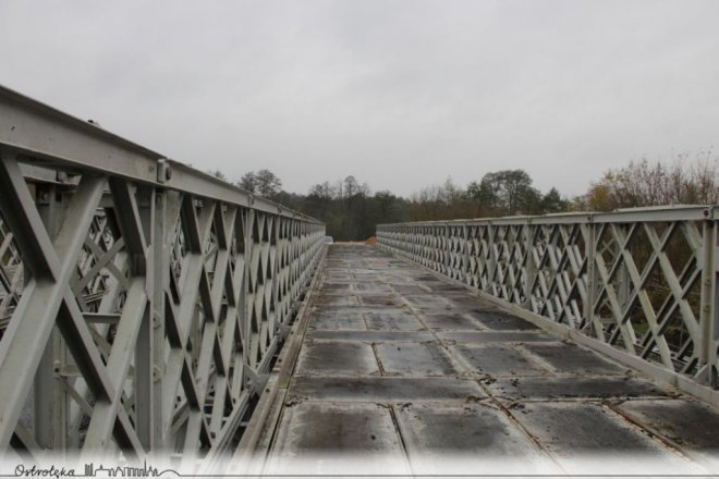 Budowa mostu tymczasowego. Saperzy zameldowali wykonanie zadania [ZDJĘCIA] - zdjęcie #5 - eOstroleka.pl