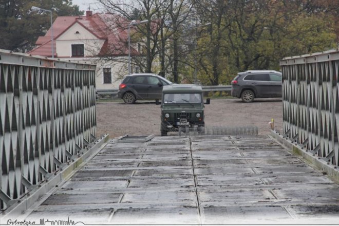 Budowa mostu tymczasowego. Saperzy zameldowali wykonanie zadania [ZDJĘCIA] - zdjęcie #13 - eOstroleka.pl