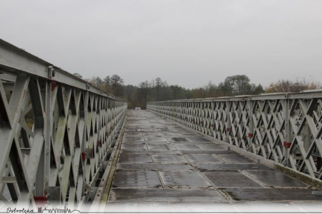 Budowa mostu tymczasowego. Saperzy zameldowali wykonanie zadania [ZDJĘCIA] - zdjęcie #15 - eOstroleka.pl