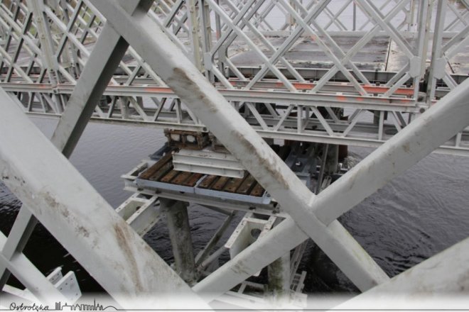 Budowa mostu tymczasowego. Saperzy zameldowali wykonanie zadania [ZDJĘCIA] - zdjęcie #18 - eOstroleka.pl