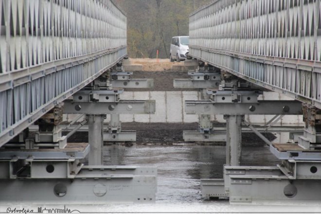 Budowa mostu tymczasowego. Saperzy zameldowali wykonanie zadania [ZDJĘCIA] - zdjęcie #21 - eOstroleka.pl