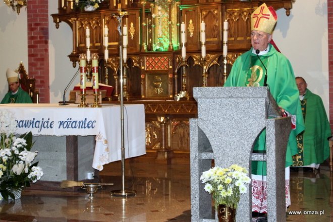 Biskup Stanisław Kosta Łukomski uhonorowany [ZDJĘCIA] - zdjęcie #6 - eOstroleka.pl