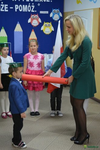 Pasowanie na ucznia w Szkole Podstawowej w Glebie [ZDJĘCIA] - zdjęcie #11 - eOstroleka.pl