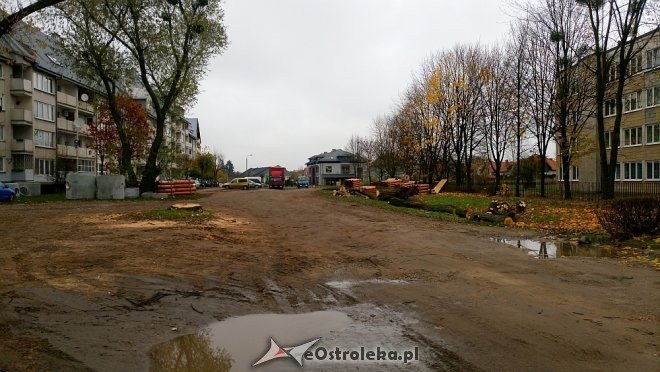 Ruszyły prace związane z budową ulicy Dobrzańskiego [ZDJĘCIA] - zdjęcie #7 - eOstroleka.pl