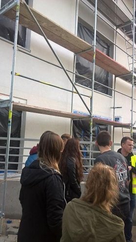 Edukacyjna wycieczka na budowę warszawskich apartamentowców [08.10.2017] - zdjęcie #15 - eOstroleka.pl