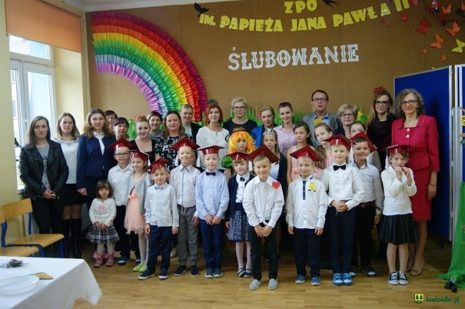 Pasowanie na ucznia w „chudkowskiej” podstawówce [ZDJĘCIA] - zdjęcie #6 - eOstroleka.pl