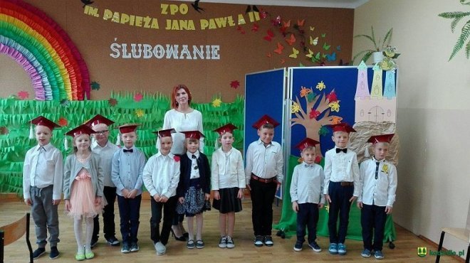 Pasowanie na ucznia w „chudkowskiej” podstawówce [ZDJĘCIA] - zdjęcie #9 - eOstroleka.pl