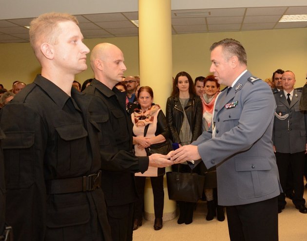 Ślubowanie nowo przyjętych policjantów w KWP Radom [10.11.2017] - zdjęcie #3 - eOstroleka.pl