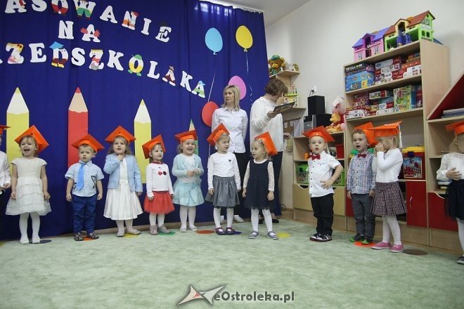 Pasowanie na Przedszkolaka w Krainie Misiów [10.11.2017] - zdjęcie #100 - eOstroleka.pl