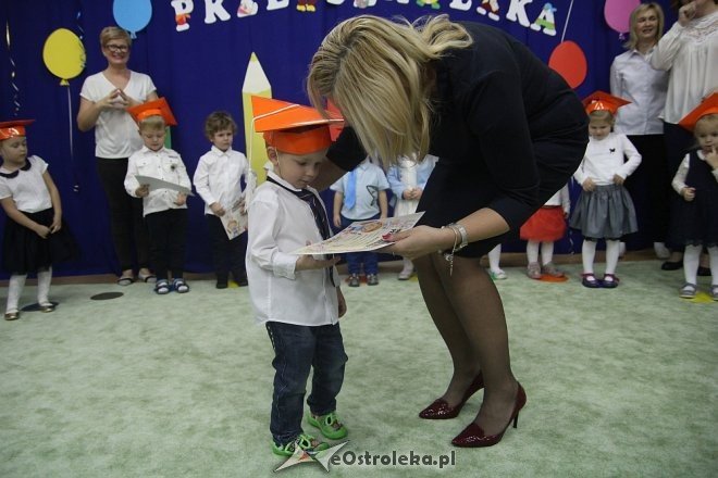 Pasowanie na Przedszkolaka w Krainie Misiów [10.11.2017] - zdjęcie #124 - eOstroleka.pl