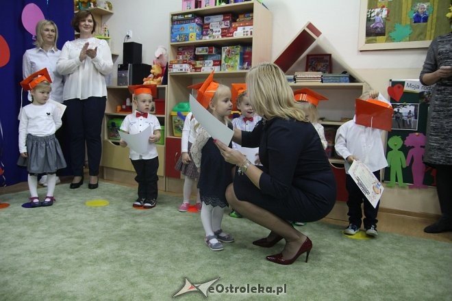 Pasowanie na Przedszkolaka w Krainie Misiów [10.11.2017] - zdjęcie #132 - eOstroleka.pl