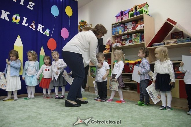 Pasowanie na Przedszkolaka w Krainie Misiów [10.11.2017] - zdjęcie #143 - eOstroleka.pl