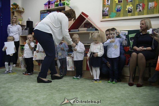 Pasowanie na Przedszkolaka w Krainie Misiów [10.11.2017] - zdjęcie #147 - eOstroleka.pl