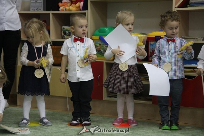 Pasowanie na Przedszkolaka w Krainie Misiów [10.11.2017] - zdjęcie #171 - eOstroleka.pl