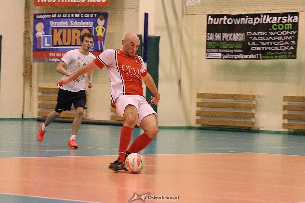 Nocna Liga Futsalu: 1 kolejka [10.11.2017] - zdjęcie #15 - eOstroleka.pl
