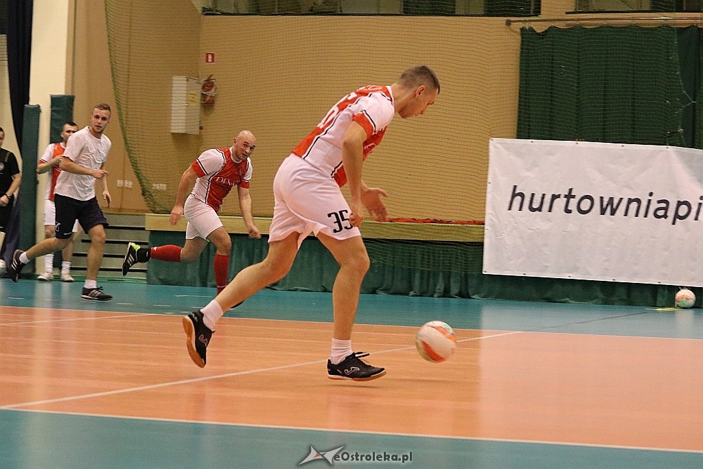 Nocna Liga Futsalu: 1 kolejka [10.11.2017] - zdjęcie #24 - eOstroleka.pl