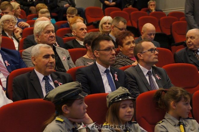LV uroczysta sesja Rady Miasta Ostrołęki z okazji Święta Niepodległości [11.11.2017] - zdjęcie #100 - eOstroleka.pl