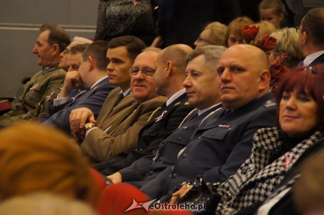 LV uroczysta sesja Rady Miasta Ostrołęki z okazji Święta Niepodległości [11.11.2017] - zdjęcie #99 - eOstroleka.pl