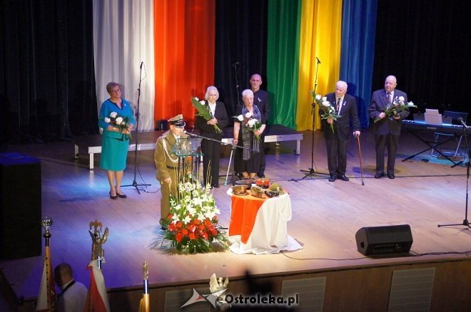 LV uroczysta sesja Rady Miasta Ostrołęki z okazji Święta Niepodległości [11.11.2017] - zdjęcie #195 - eOstroleka.pl