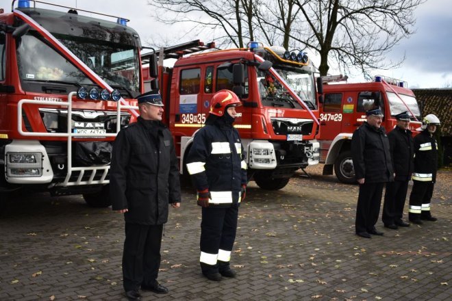 Trzy samochody dla strażaków ochotników z gminy Baranowo [ZDJĘCIA] - zdjęcie #5 - eOstroleka.pl
