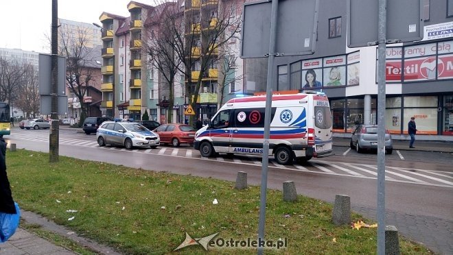 Wypadek na Fieldorfa Nila [23.11.2017] - zdjęcie #5 - eOstroleka.pl