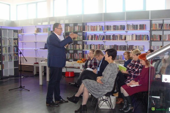 Podsumowanie konkursu poetyckiego „Kurpie Zielone w Literaturze” [ZDJĘCIA] - zdjęcie #6 - eOstroleka.pl