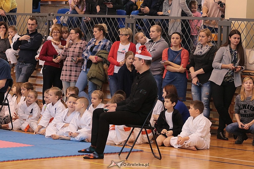 Mikołajkowy turniej karate [03.12.2017] - zdjęcie #34 - eOstroleka.pl