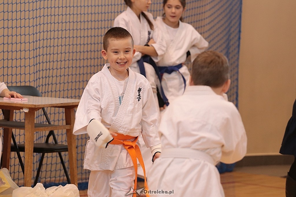 Mikołajkowy turniej karate [03.12.2017] - zdjęcie #84 - eOstroleka.pl