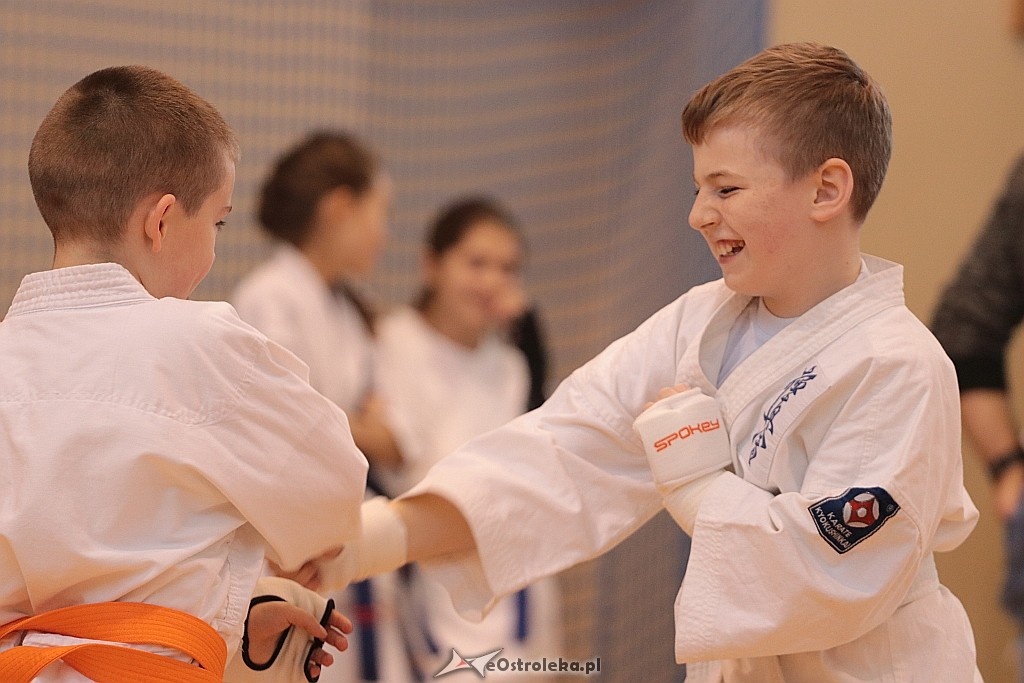 Mikołajkowy turniej karate [03.12.2017] - zdjęcie #89 - eOstroleka.pl