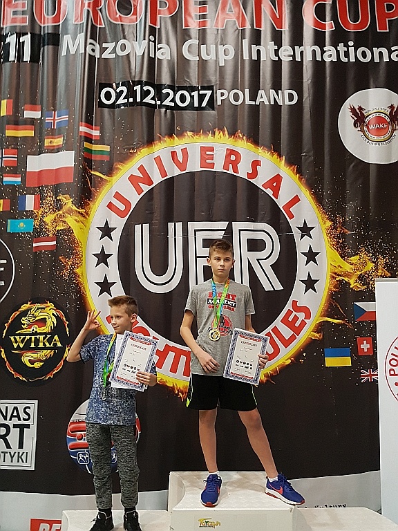 Fight Academy na zawodach w Tarczynie  - zdjęcie #9 - eOstroleka.pl