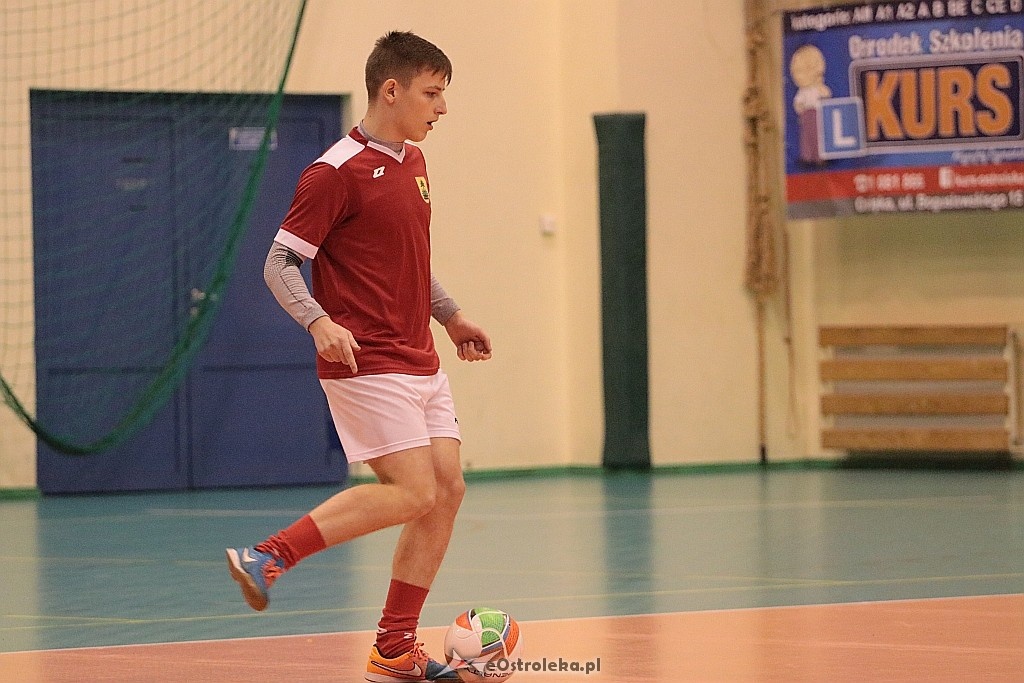 Nocna Liga Futsalu: 2 kolejka [09.12.2017] - zdjęcie #3 - eOstroleka.pl