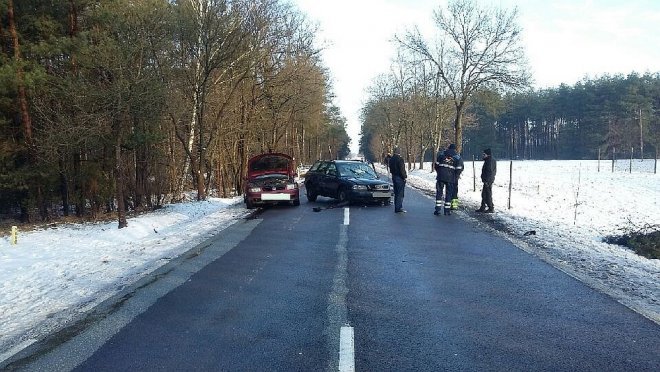 Wypadek w Myszyńcu Starym [15.12.2017] - zdjęcie #2 - eOstroleka.pl
