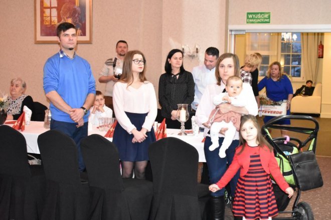 Wigilijne spotkanie rodzin zastępczych [15.12.2017] - zdjęcie #5 - eOstroleka.pl