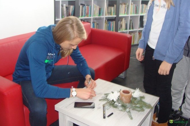 Spotkanie z Joanną Banach w kadzidlańskiej bibliotece [30.12.2017] - zdjęcie #29 - eOstroleka.pl