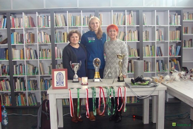 Spotkanie z Joanną Banach w kadzidlańskiej bibliotece [30.12.2017] - zdjęcie #35 - eOstroleka.pl