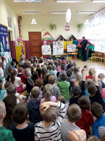 Przedszkolaki z ósemki będą bezpieczne w ferie [ZDJĘCIA] - zdjęcie #2 - eOstroleka.pl