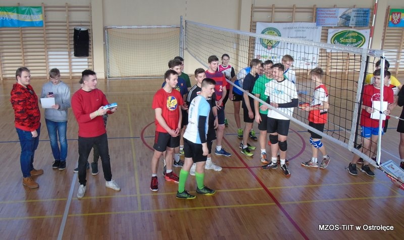 Turniej dzikich drużyn w siatkówkę [16.01.2018] - zdjęcie #6 - eOstroleka.pl