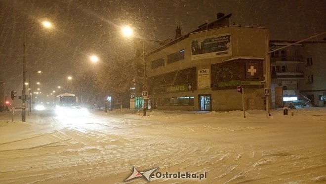 Śnieżyca w Ostrołęce i regionie [18.01.2018] - zdjęcie #11 - eOstroleka.pl