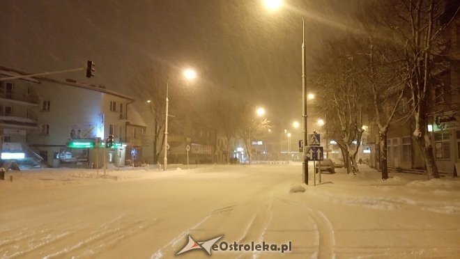 Śnieżyca w Ostrołęce i regionie [18.01.2018] - zdjęcie #12 - eOstroleka.pl