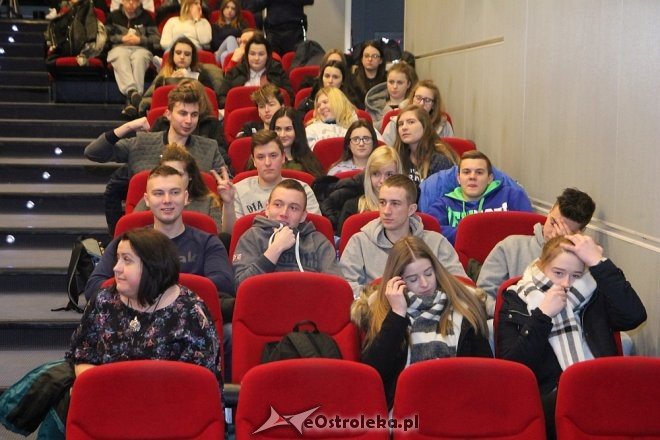 Z ostrołęcką młodzieżą o profilaktyce uzależnień od środków odurzających [06.02.2018] - zdjęcie #5 - eOstroleka.pl