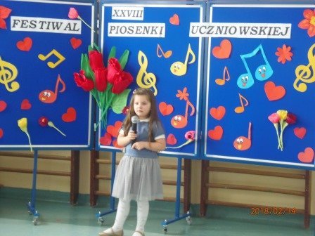 Pasieki: Walentynki ze Szkolnym Festiwalem Piosenki Uczniowskiej w tle [16.02.2018] - zdjęcie #2 - eOstroleka.pl