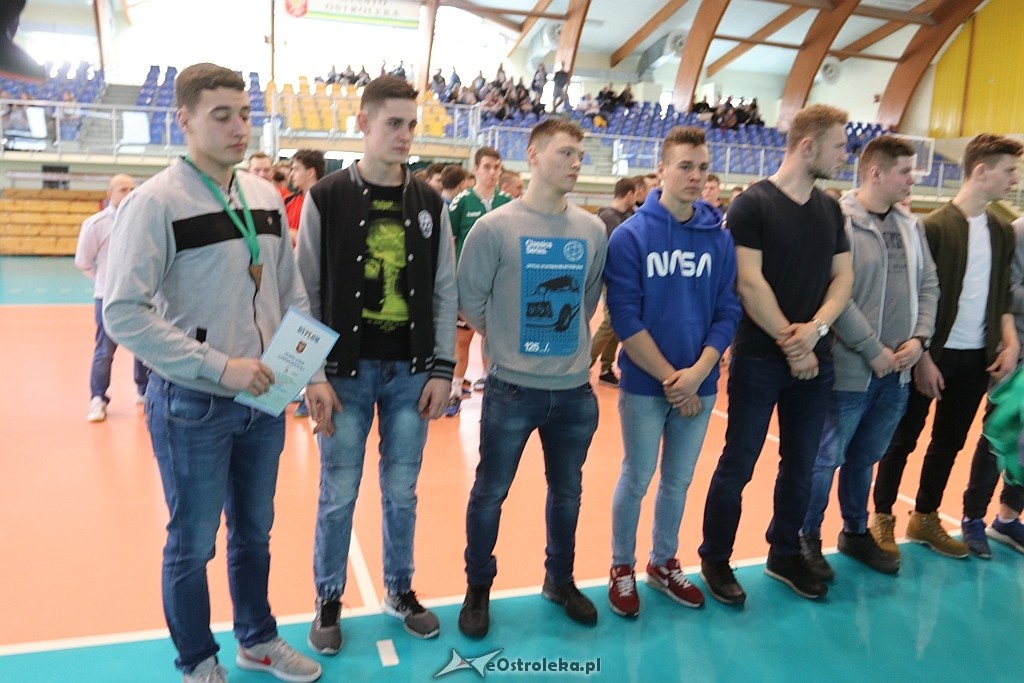 Mistrzostwa Ostrołęki szkół średnich w piłce ręcznej mężczyzn [20.02.2018] - zdjęcie #46 - eOstroleka.pl