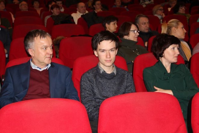 Projekcja filmu „Wyklęty” i spotkanie z aktorem oraz producentem Marcinem Kwaśnym [27.02.2018] - zdjęcie #10 - eOstroleka.pl